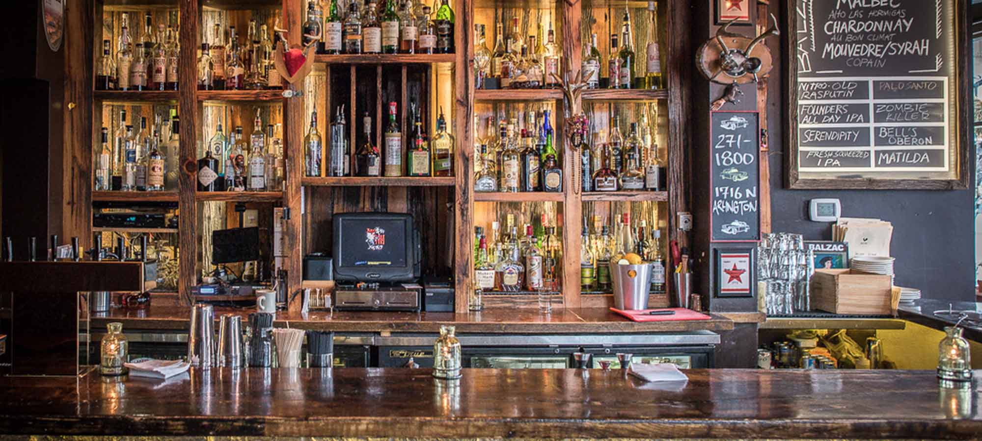 Balzac Wine Bar | Brady St BID